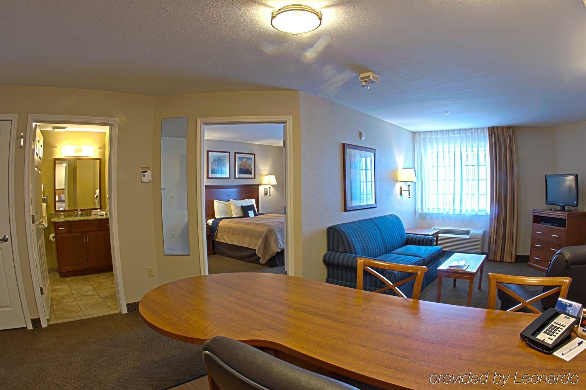 Candlewood Suites El Paso By Ihg Sunrise Acres Exterior photo