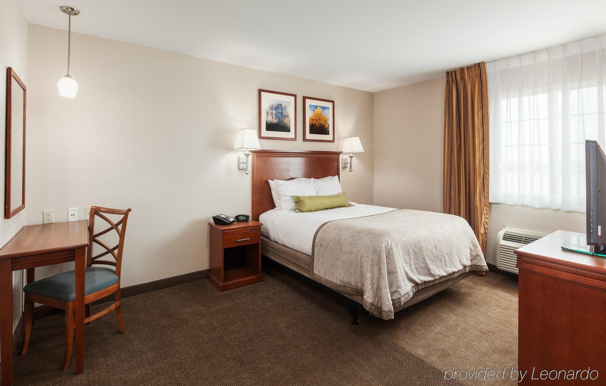 Candlewood Suites El Paso By Ihg Sunrise Acres Exterior photo